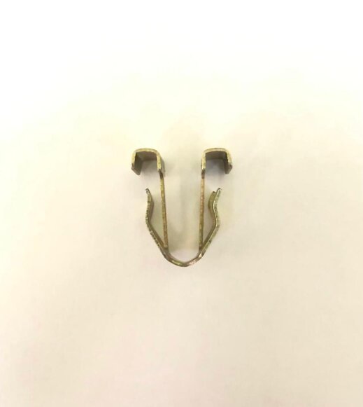 99240 Крепежное изделие (защелка)