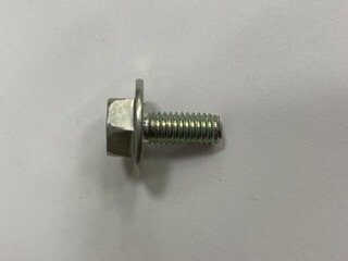 99245 Болт 6х20мм