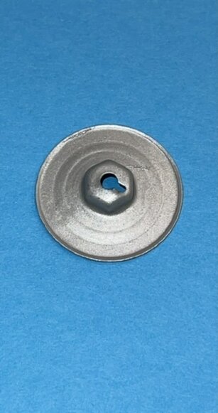 97527 Гайка под саморез FORD, BMW